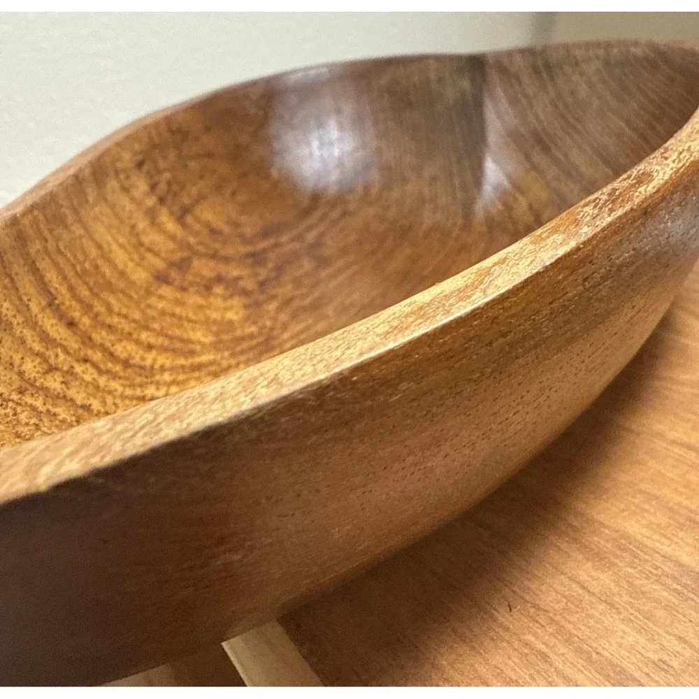 Vintage Wood Bowl - Spade‎ Shaped 7